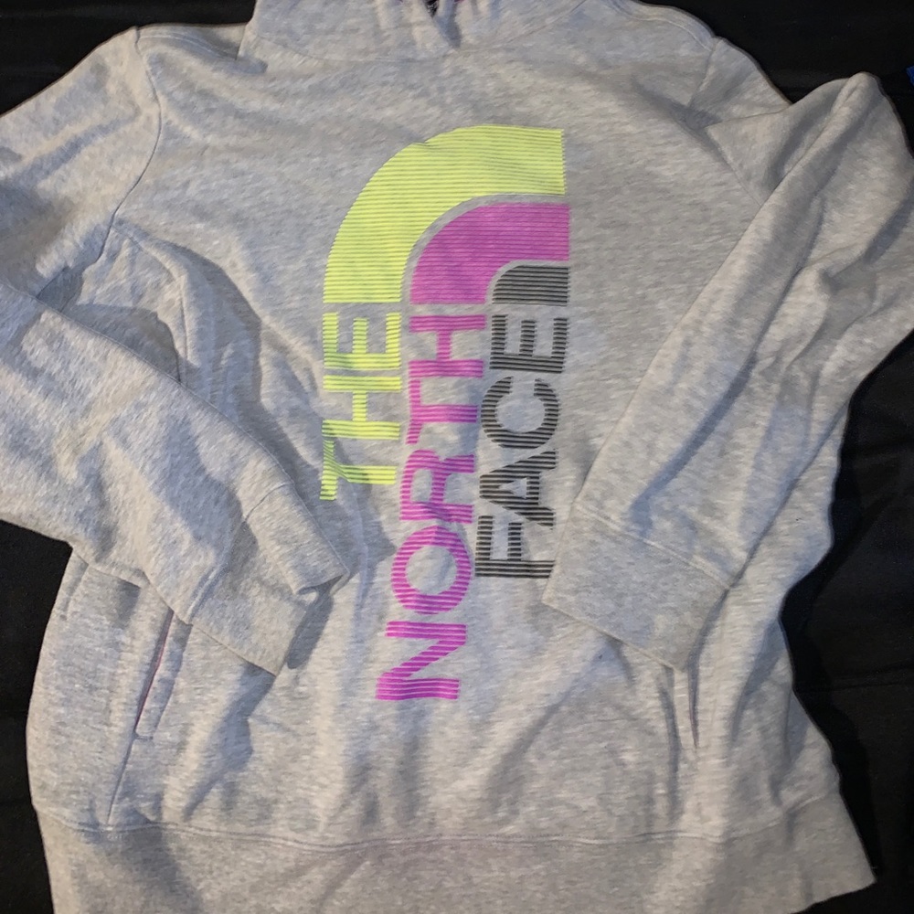 ❄️NORTH FACE HOODED SWEATSHIRT❄️